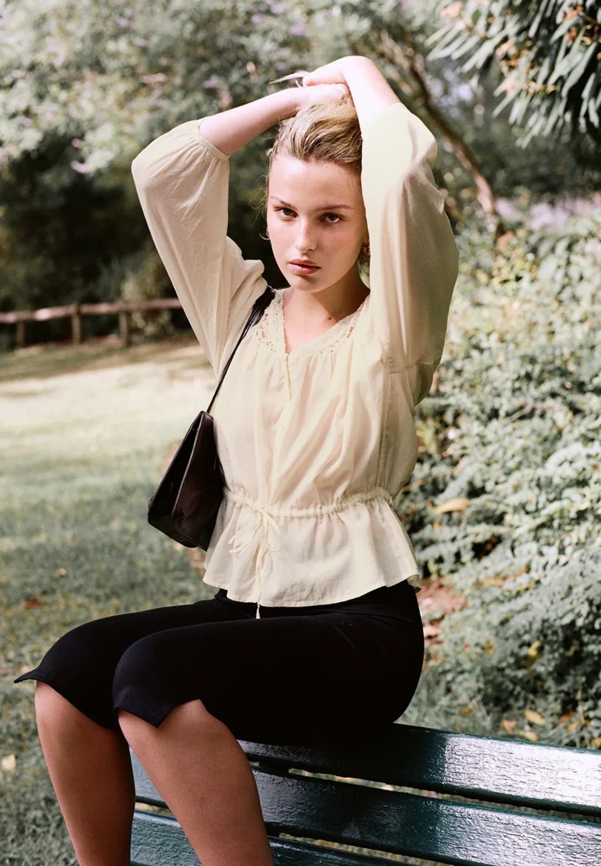 Finding Balance Between  Ease and Structure in Daily Outfits